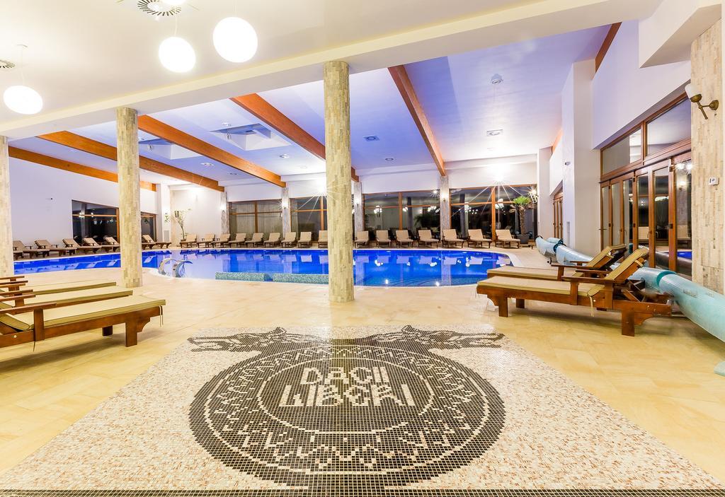 Dacii Liberi Resort And Spa Petrova Extérieur photo
